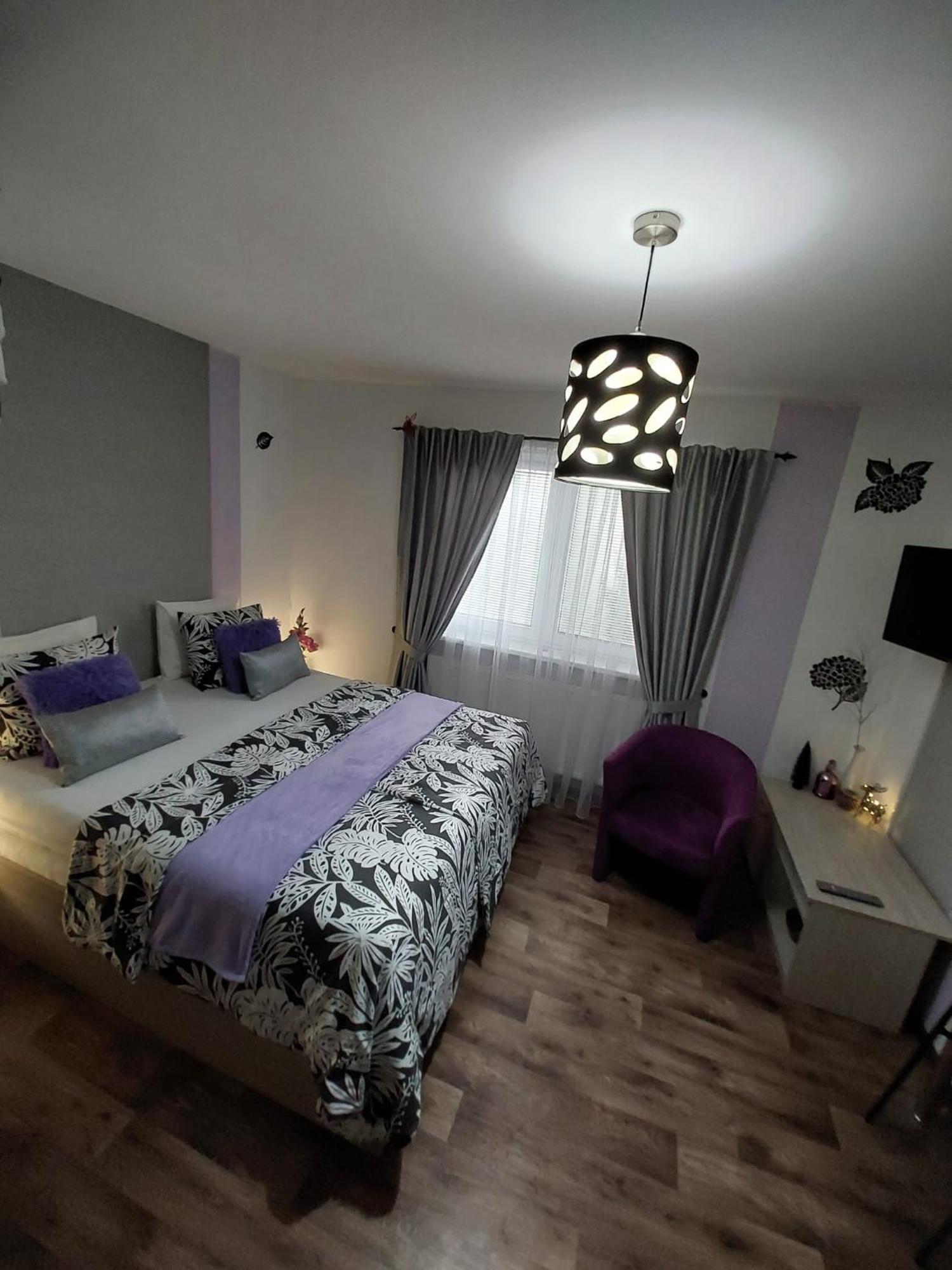 Freesia Homestay Jablonec nad Nisou
